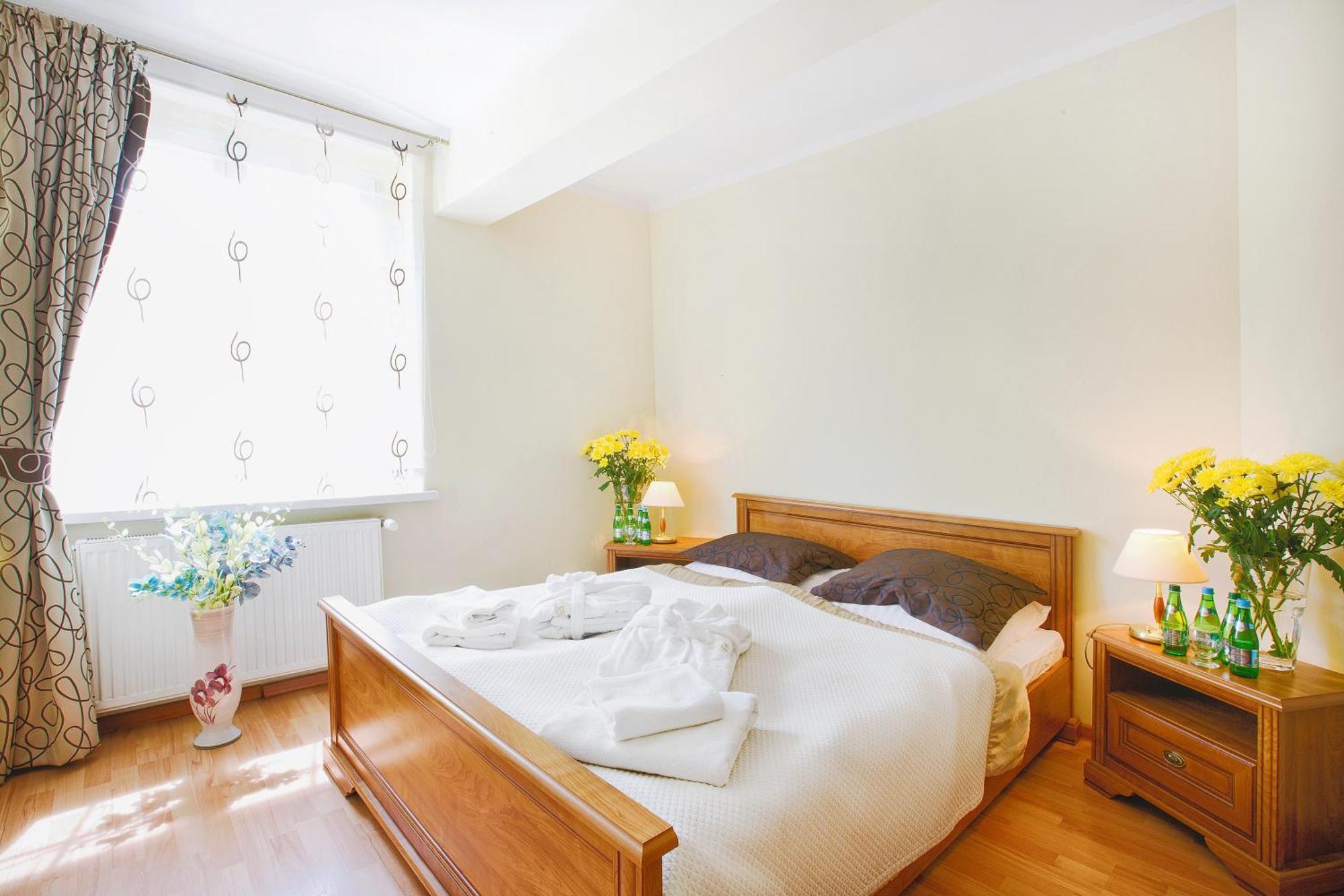 Polonia Hotel Kudowa-Zdrój Buitenkant foto