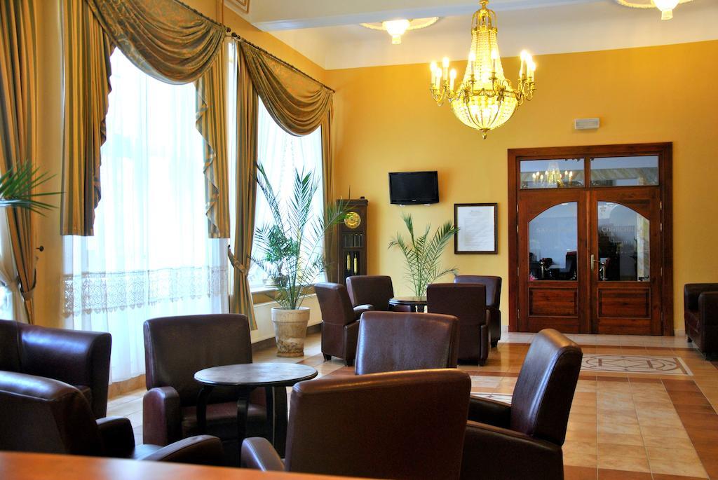 Polonia Hotel Kudowa-Zdrój Buitenkant foto