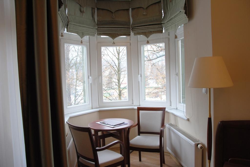 Polonia Hotel Kudowa-Zdrój Buitenkant foto